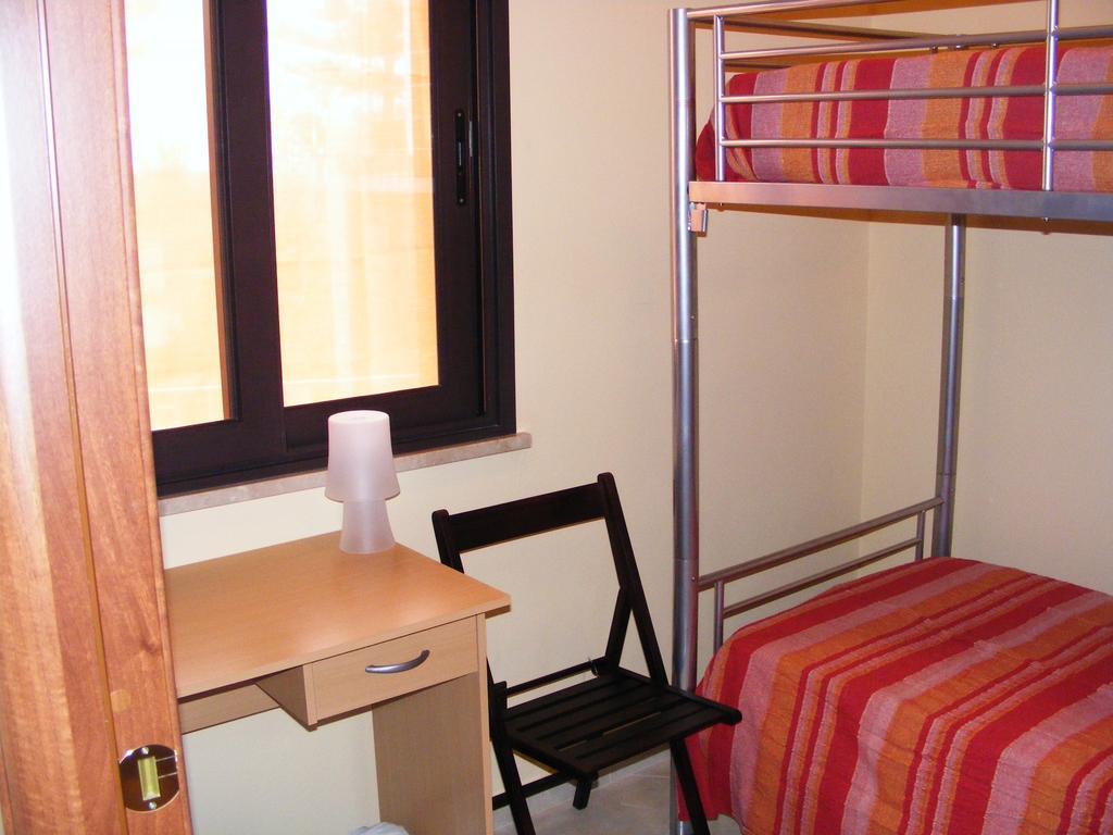 Villetta Singola "Lilla" Alì Terme Room photo